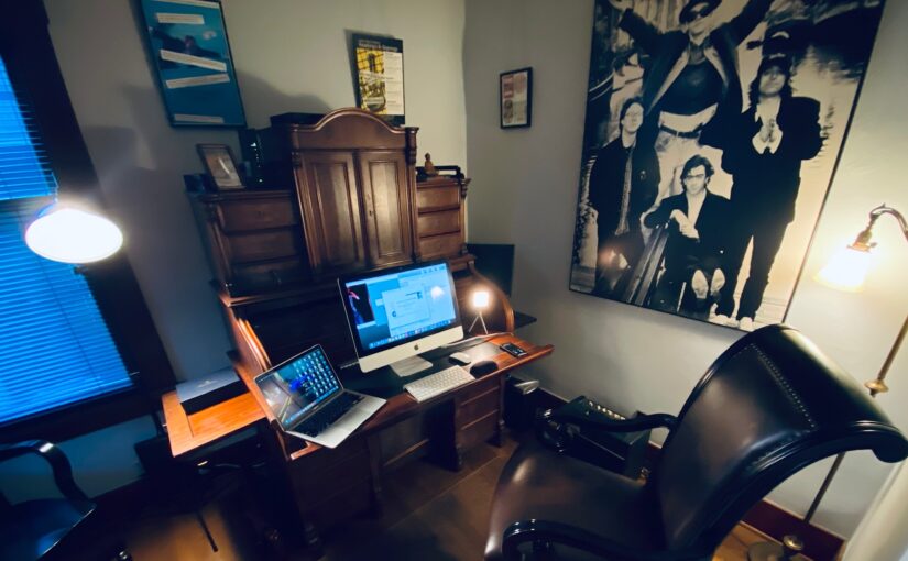 Mark Lindquist home office
